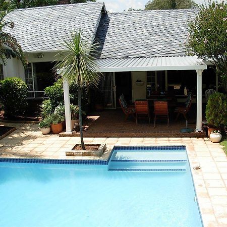 Liongate Bed And Breakfast Edenvale Exterior foto