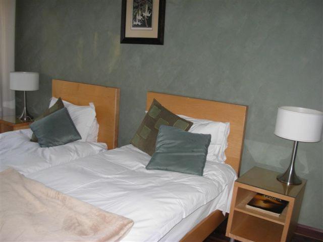 Liongate Bed And Breakfast Edenvale Zimmer foto